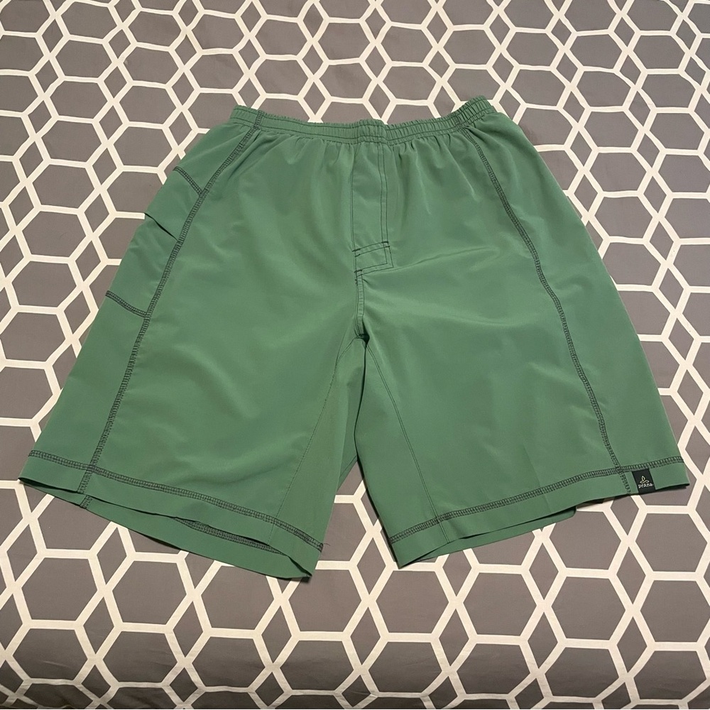 Prana Men’s XS Green Flex Athletic Shorts with built in liner